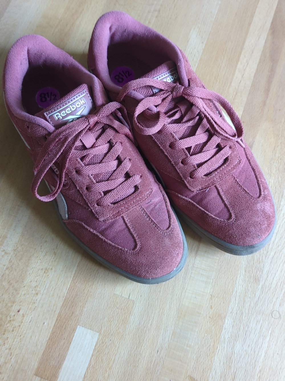 Reebok Dusty Rose Sneakers 8.5